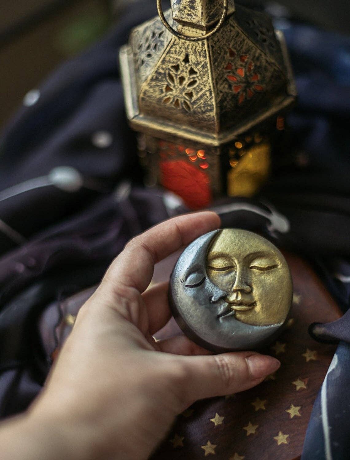 Sapone alla lavanda Luna e sole Fatto a mano con profumo di lavanda Sapone alla glicerina confezione regalo strega vegana