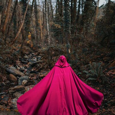 Burgundy cloak dark red satin cape hooded medieval larp riding hood cosplay costume fairycore goblincore cottagecore