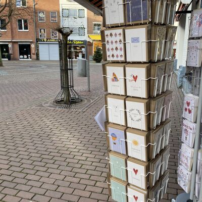 Card stand 'most loved'