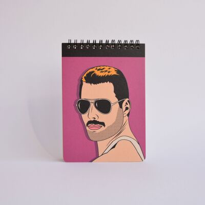 Cuaderno pequeño Freddie Mercury con papel punteado y espiral negra