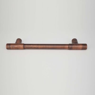 Maniglione rustico in rame a forma di T (invecchiato) - Interasse dei fori 160 mm