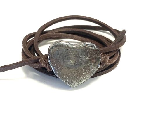 Bracelet leather with lilac ceramic heart