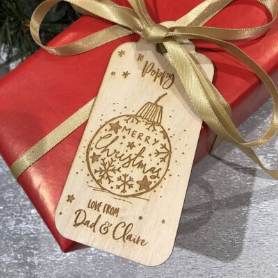 Paquet d'étiquettes-cadeaux en bois de boules de Noël personnalisées