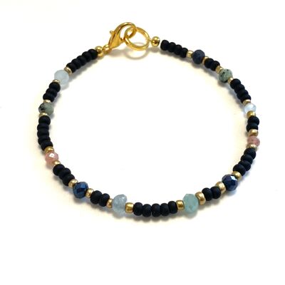 Pulsera negra con gemas