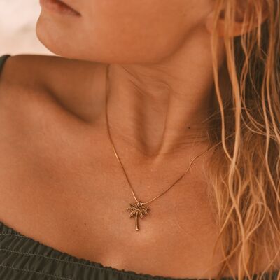 Ocean Palm Necklace Gold