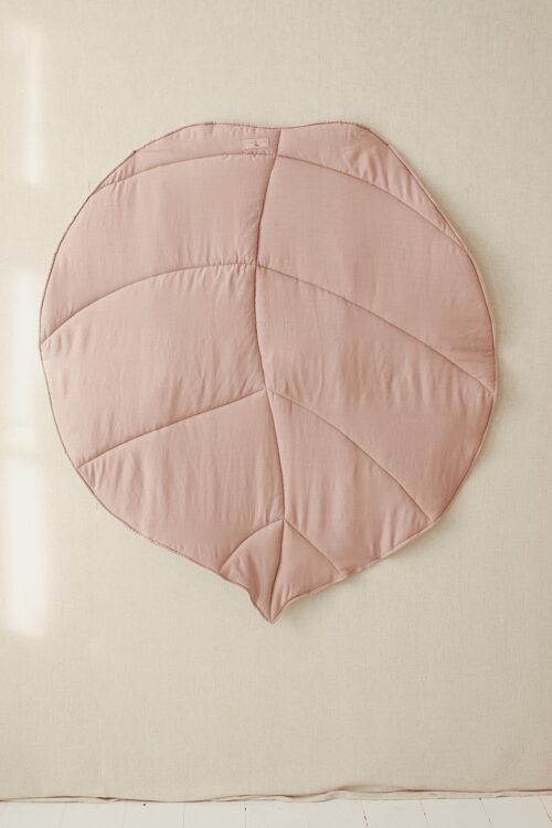 “Powder Pink” Linen Leaf Mat
