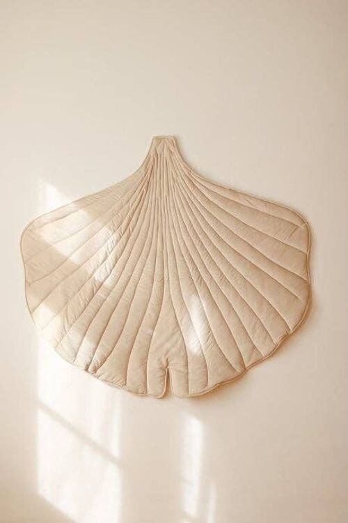 “Cream” Velvet Ginkgo Leaf Mat