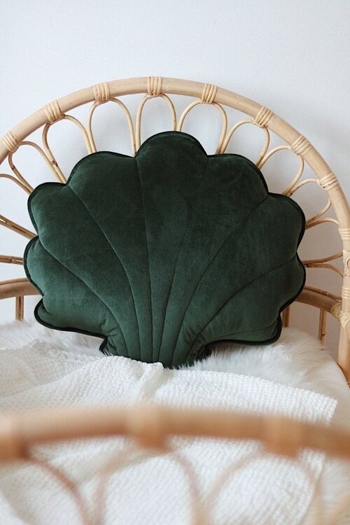 “Emerald Pearl” Velvet Shell Pillow