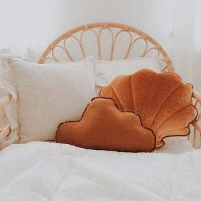 “Gold Pearl” Velvet Shell Pillow