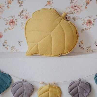 “Honey” Linen Leaf Pillow