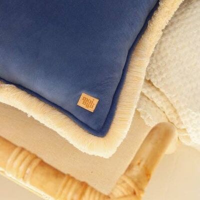 "Sapphire" soft velvet pillow with fringe