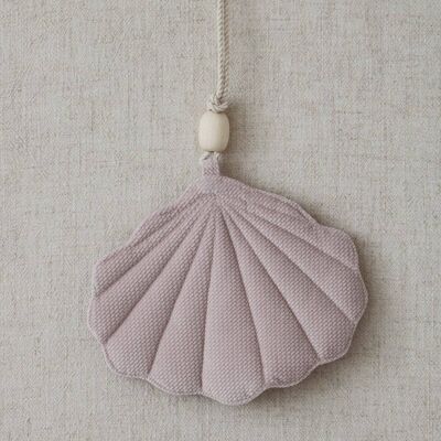 Velvet shell pendant "Powder pink"