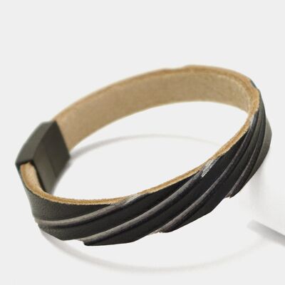 Bracciale da uomo "Leather Star Raw YH71" realizzato in pelle