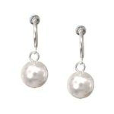 Creolen-Ohrclips in Tropfenform mit weißen simulierten Perlen in Silber
