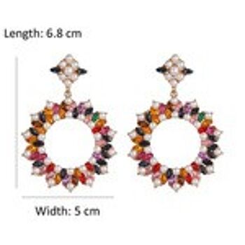 Boucles d'oreilles vibrantes de style guirlande florale en cristal et perle 2