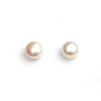 Boucles d'oreilles en argent sterling avec perle d'eau douce blanche 1