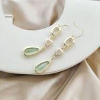 Boucles d'oreilles goutte d'inspiration vintage en cristal de larme verte de style art déco 8