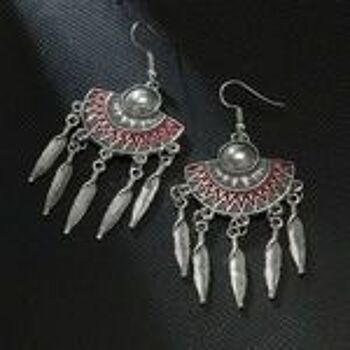 Boucles d'oreilles en forme d'éventail tribal rouge avec plumes argentées style vintage 4