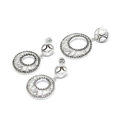 Ensemble de bijoux en argent sterling composé d'un pendentif et de boucles d'oreilles en zircone cubique