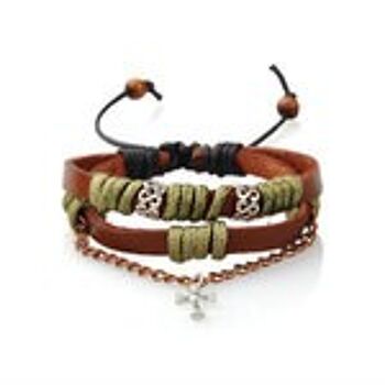 Bracelet multi-rangs cuir et cordon wax avec breloque croix 1