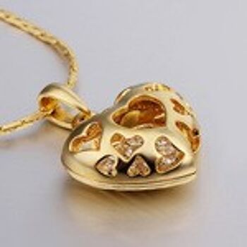 Collier pendentif coeur plaqué or 18 carats avec CZ 4
