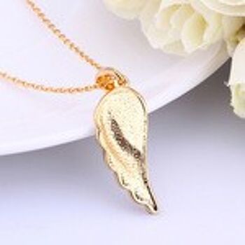 Collier pendentif aile d'ange plaqué or 18 carats avec CZ 4