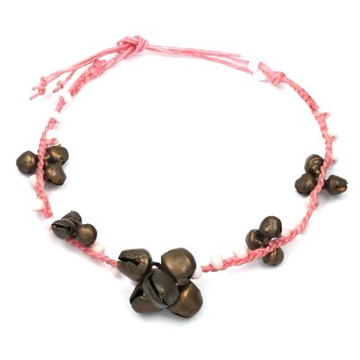Handgemachte weiße Perlen mit Glöckchen, rosa Wachskordel-Fußkettchen mit verstellbarem Bindeverschluss