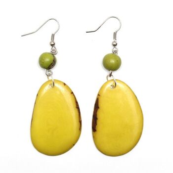 Boucles d'oreilles pendantes en tranches de tagua et graines d'açaï de couleur laitue