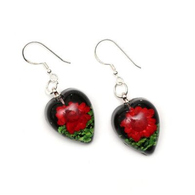 Orecchini pendenti in resina a cuore nero con fiore pressato rosso