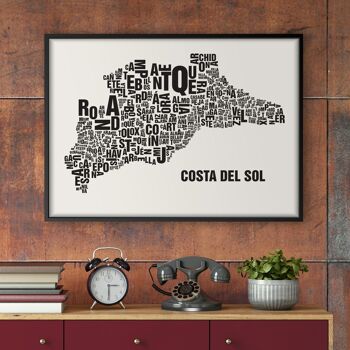 Lettre localisation Costa del Sol noir sur blanc naturel - 50x70cm-sérigraphié-encadré 1
