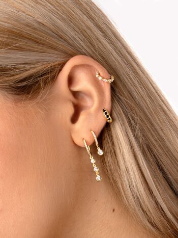 Boucles d'oreilles en or avec pierres précieuses 2