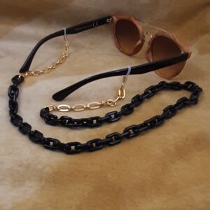 Cordon à lunettes chaîne acrylique plaqué or noir