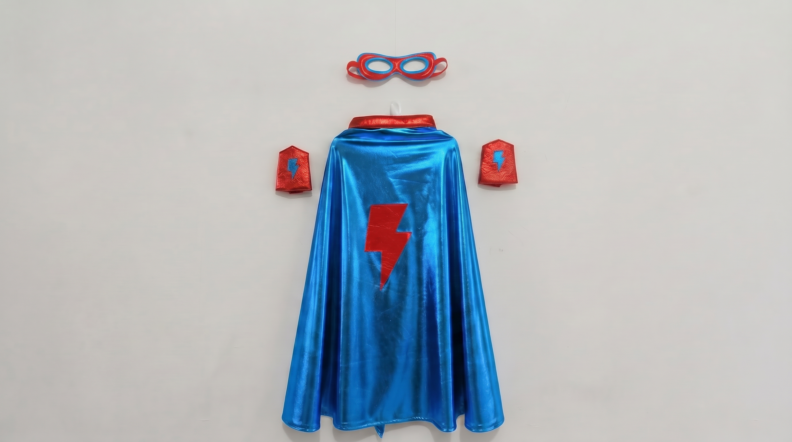 Set de deguisements super-héros bleu cape+masque+ manchettes