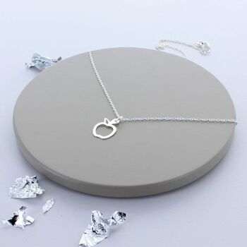 Collier pomme en argent sterling 2