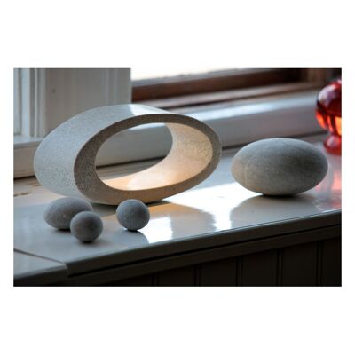 Ellipse table lamp