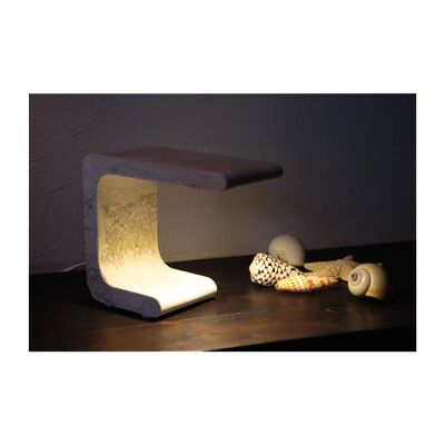Extrude table lamp