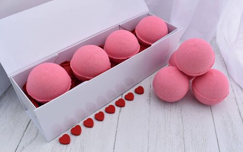 Very Berry Love Heart Large Luxury Bath Bombs