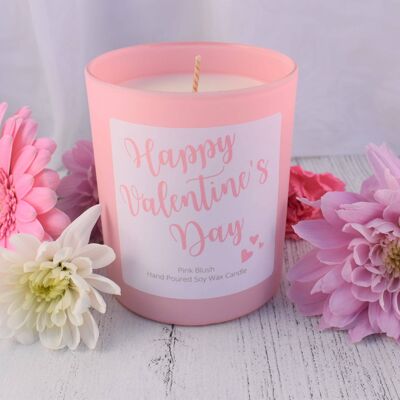 Fröhliches Kerzengeschenk zum Valentinstag. Luxuriöse Kerzenbox aus Sojawachs