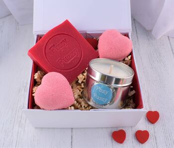 Love Heart Very Berry Gift Spa Set Pamper Hamper 2