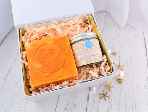 Sparkling Fizz & Clementine Gift Spa Pamper Set Self Care