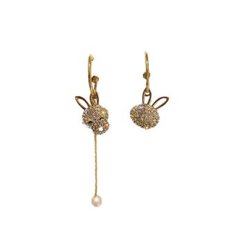 boucles d'oreilles-de-lapin-mignonnes-brillantes-asymetriques 2