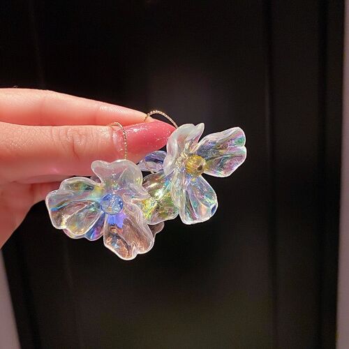 dramatic-crystal-flower-short-earring
