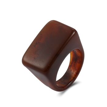 bague-carre-simple-couleur-resine 2