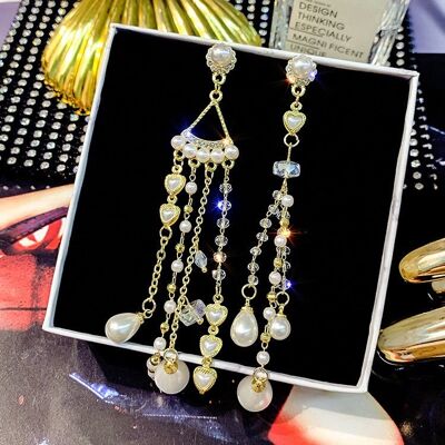 asymmetric-baroque-pearl-tassel-earrings