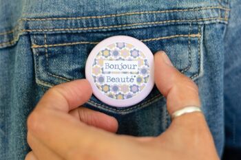 Badge *Bonjour Beauté* 3