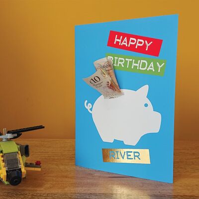 Das ausgestopfte Geburtstagsschwein | A5 handgefertigte Geldkarte, personalisiert.