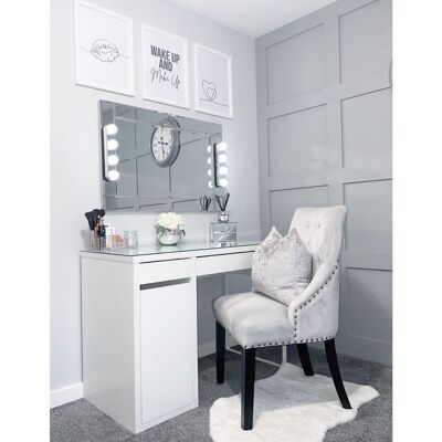 Wake Up Make Up Dressing Room Simple Print A2 Normal