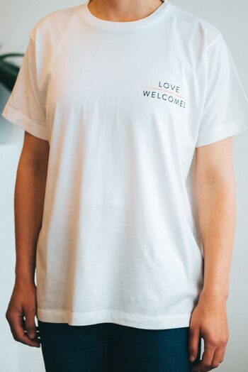 L'amour accueille un t-shirt unisexe blanc 4