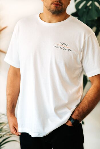 L'amour accueille un t-shirt unisexe blanc 6