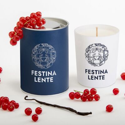 CAREZZE Candle 200gr (7oz): eco-luxe home scent with vanilla and red berries. Made in Italy